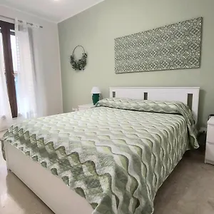 Appartamento In Pieno Centro I Mori E Le Dame, Palermo
